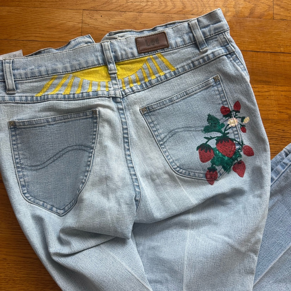 Hand-Painted Jeans 🍓☀️